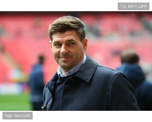 史蒂文·杰拉德重返足坛，加盟新俱乐部展现卓越领导力与战术洞察力