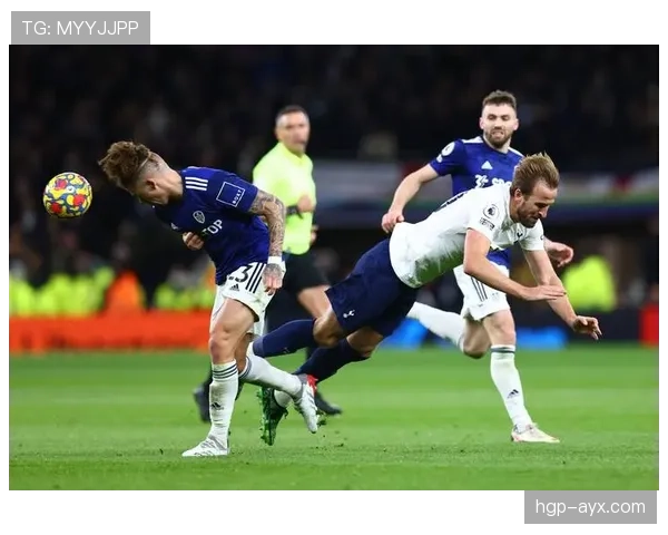 南安普顿主场迎战热刺,状态回暖点燃球迷期待 南安普顿主场迎战热刺,状态回暖点燃球迷期待