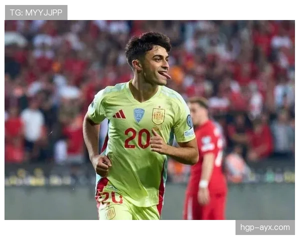 佩德里荣膺世界最佳年轻中场，彰显青训才俊持续崛起实力