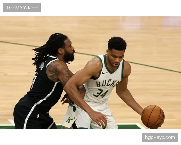 肯扬·马丁无球跑动提升防守强度 拉开对手内线空间